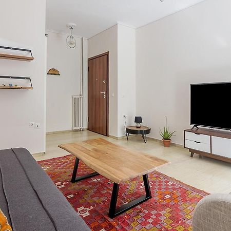 A Modern 2-Bedroom Apartment Near Areios Pagos Athènes Extérieur photo